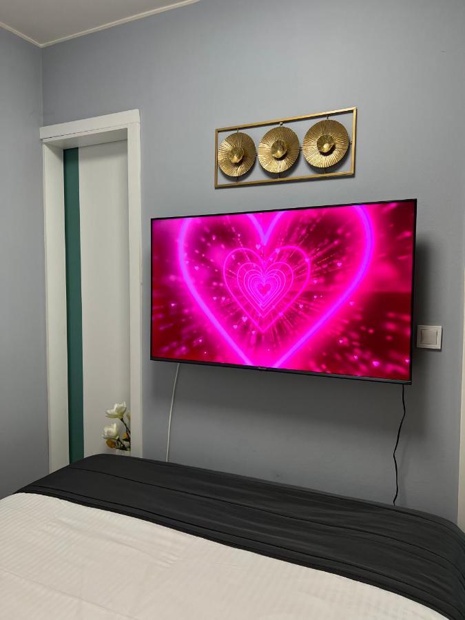 Calla Apartment Zagreb - Novi Apartman, Garaza, Video Nadzor Εξωτερικό φωτογραφία