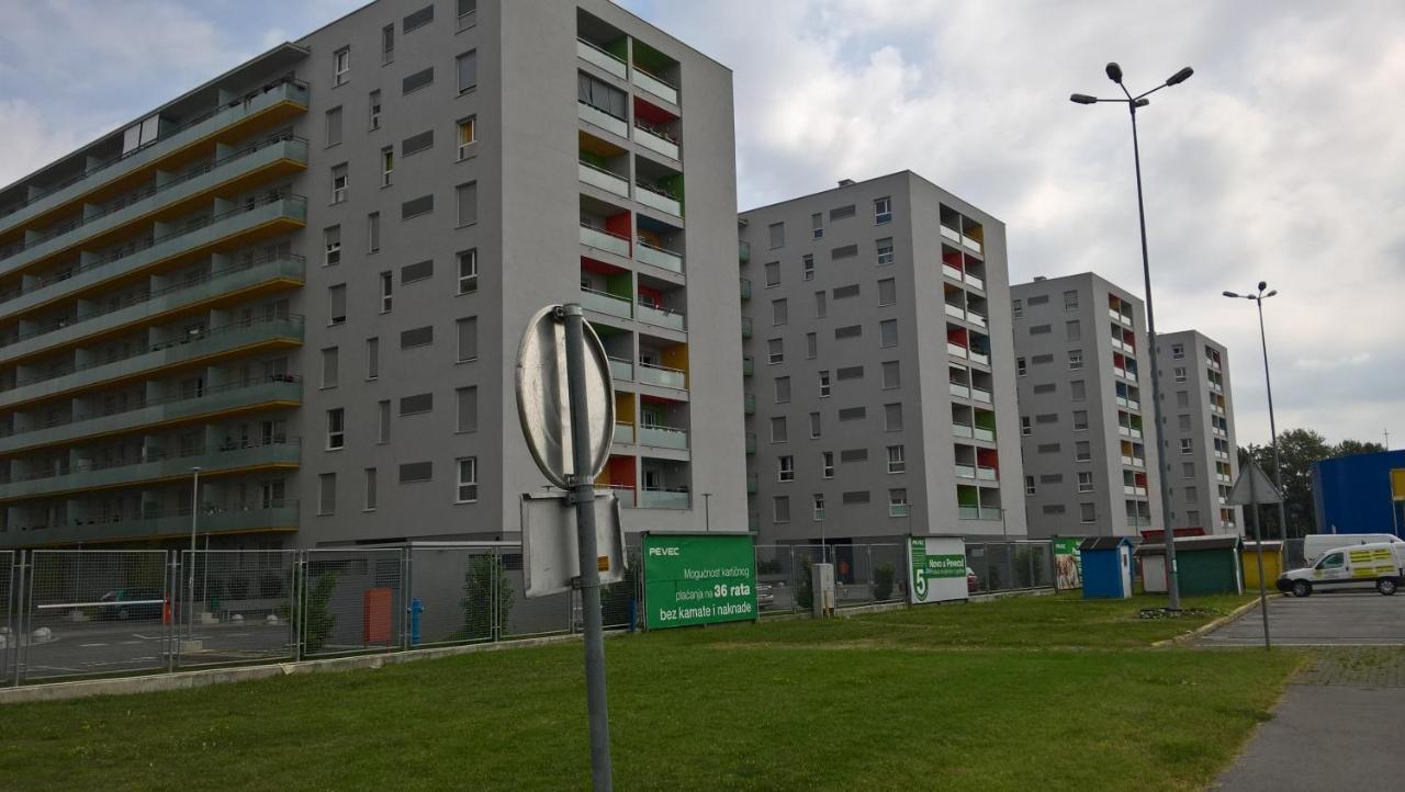 Calla Apartment Zagreb - Novi Apartman, Garaza, Video Nadzor Εξωτερικό φωτογραφία
